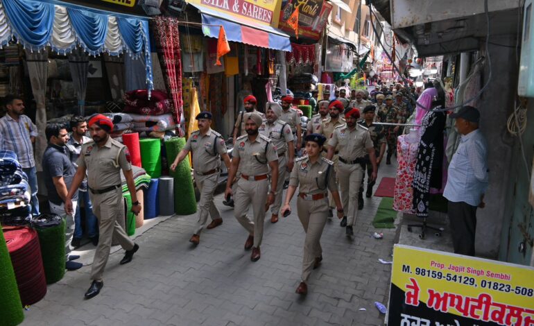 LOK SABHA ELECTIONS-2024: PUNJAB POLICE, PARAMILITARY FORCES CARRY OUT FLAG MARCHES ACROSS STATE