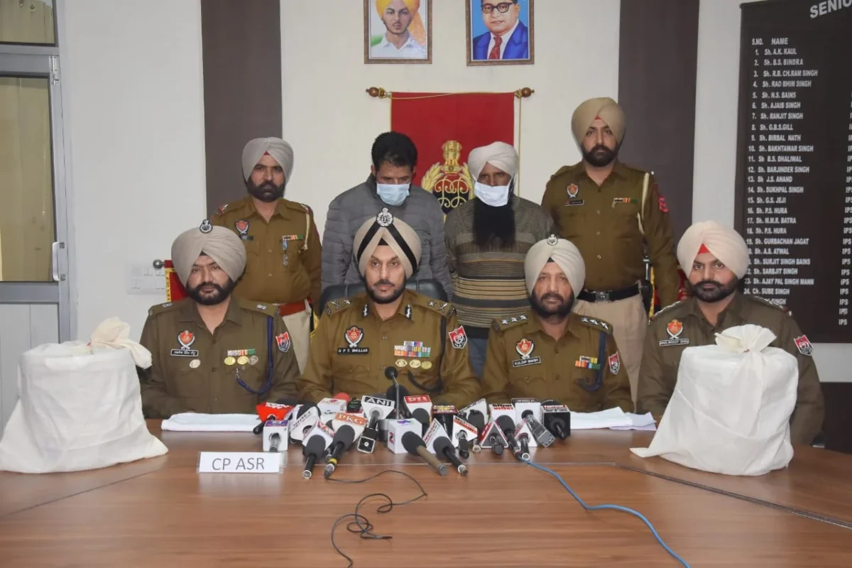 PUNJAB POLICE BUSTS TRANS-BORDER NARCO SMUGGLING MODULE; TWO HABITUAL DRUG SMUGGLERS HELD WITH 10KG HEROIN